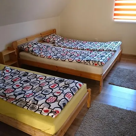 Dolina Pieknej Pani Apartment *